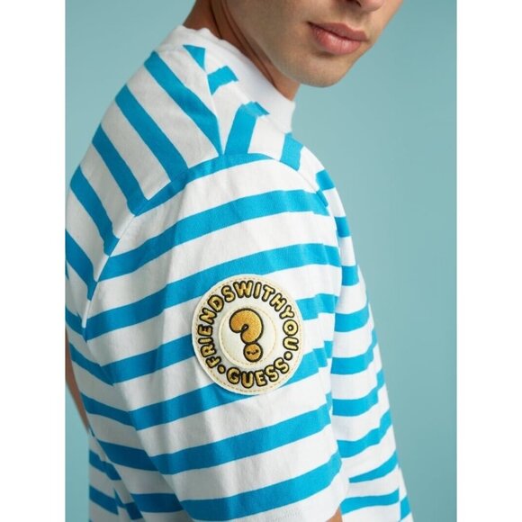 Guess Men’s FriendsWithYou Stripes T-Shirt Sort Sleeves Blue/White Size L - Picture 3 of 9